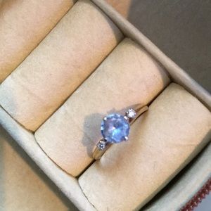 10k Aquamarine & Diamond Ring